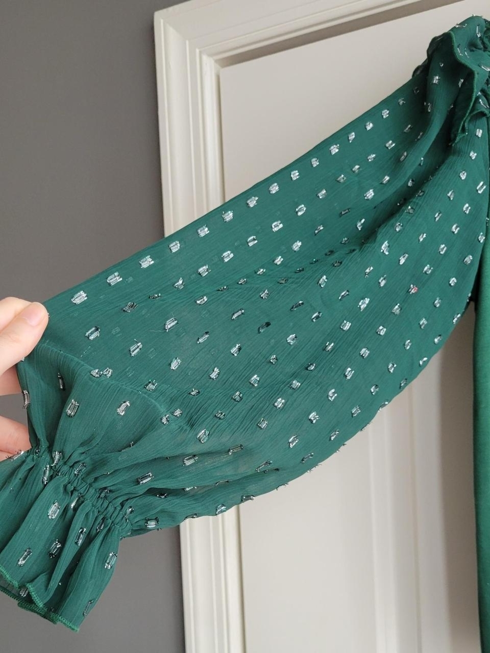 LOFT Women's Green Ruffle Front Long-Sleeve Top - Picture 6 of 7